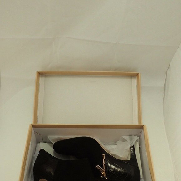 NIB Michael Kors MK 40F5SMHE6S Sammy Bootie 10 - Picture 7 of 8